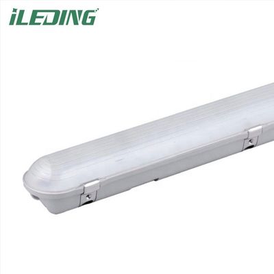80 CRI 100W 8ft LED Vapor Tight Garage Light Fixture Ignifusa Tri prova Lampada