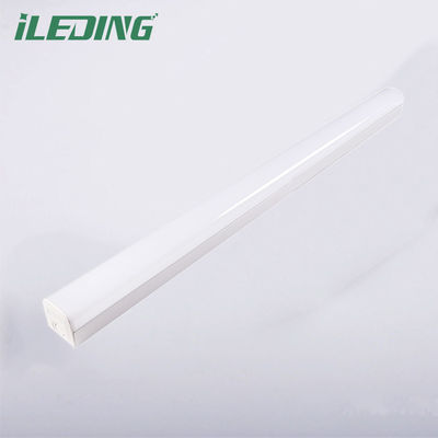 Maggiore efficienza di risparmio energetico 8' LED Linear Shop LED Batten Light con capacità di attenuazione