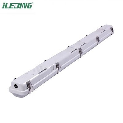 120-277V/120-347V 60W 4FT Led Vapor Tight Tri Proof Light Fixture per parcheggio auto