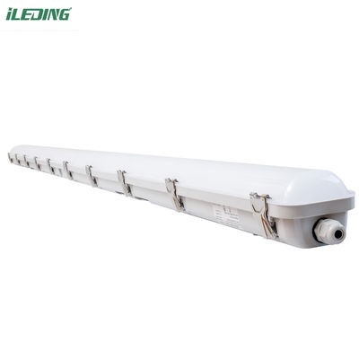 Materiale PC 8FT 110W LED Vapor Tight Tri Proof Light IP66 NEMA 4X Per il lavaggio di auto da fattoria