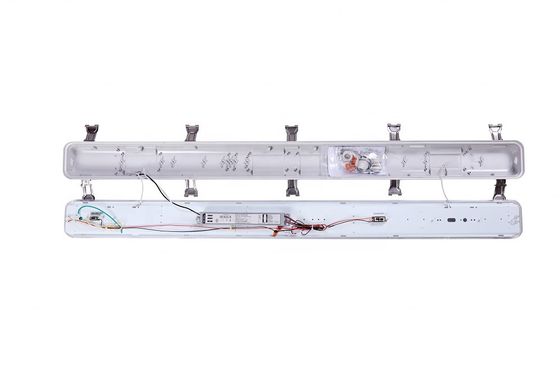 ETL DLC Listed LED Vapor Tight Light 4FT 46W 38W 30W per apparecchiature a tri prova di magazzino
