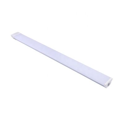 Fabbricazione di apparecchi di illuminazione a LED a vapore 4FT impermeabile per parcheggi e magazzini di distribuzione