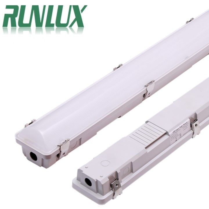 IP66 IK10 LED Vapor Tight Light 2ft/4ft/5ft/8ft Industrial LED Tri Proof Light per magazzino