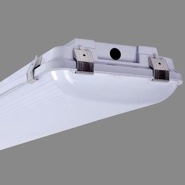 PC 4FT IP67 180W 155W 135W 105W Fabbricazione per garage industriali a vapore a luce stretta