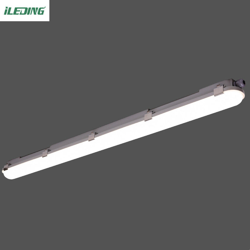 Immagazzinamento freddo Industrial IP66 IK10 5FT 55W Tri-Proof Low Bay LED Lampade a tenuta di vapore