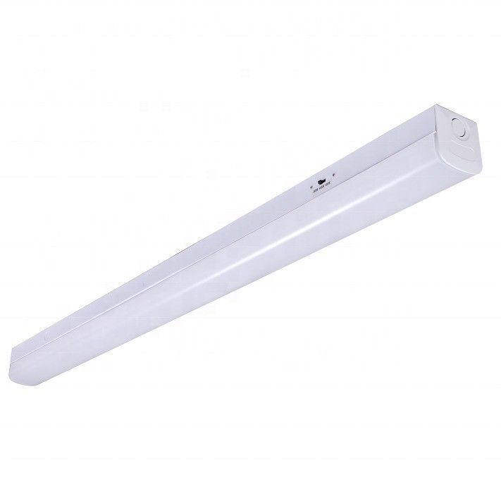 Materiale PC 25W 3CCT 2FT Lampade a LED Batten per uso commerciale e industriale